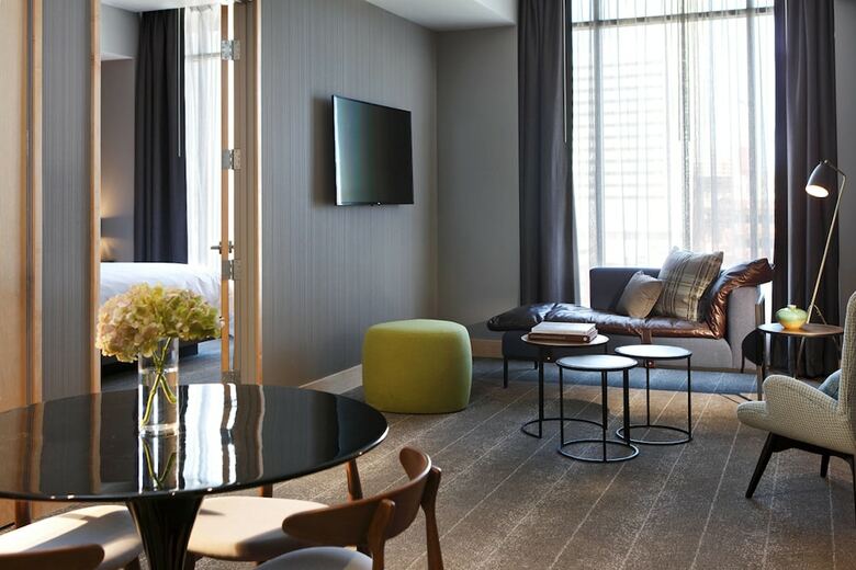 Renaissance Reno Downtown Hotel