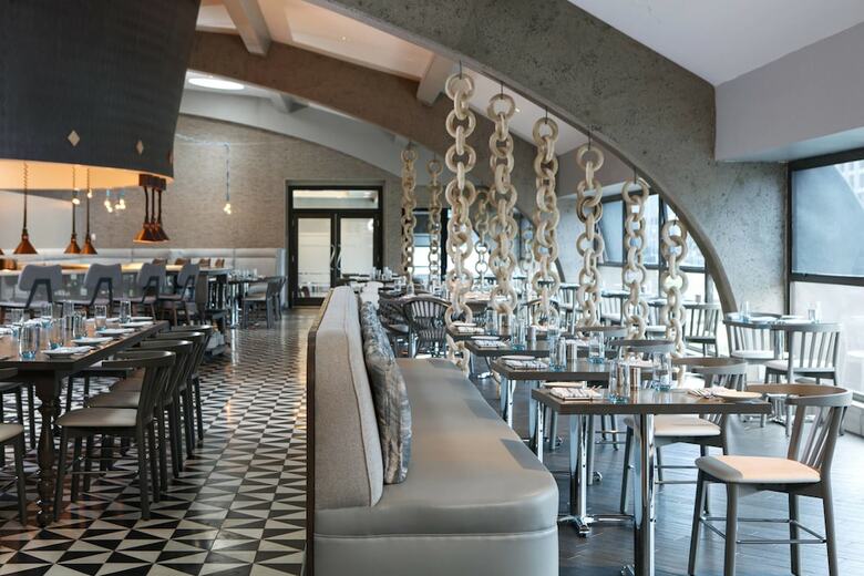 Renaissance Reno Downtown Hotel