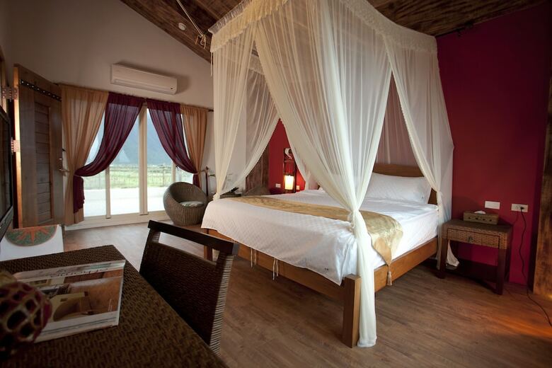 Cloudenjoy B&B