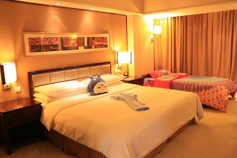 Golden Flower Hotel
