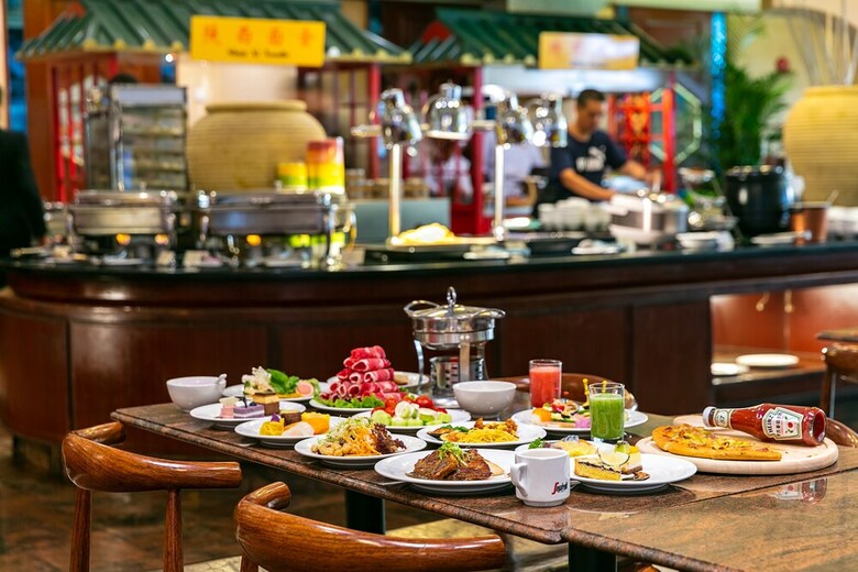 Golden Flower Hotel