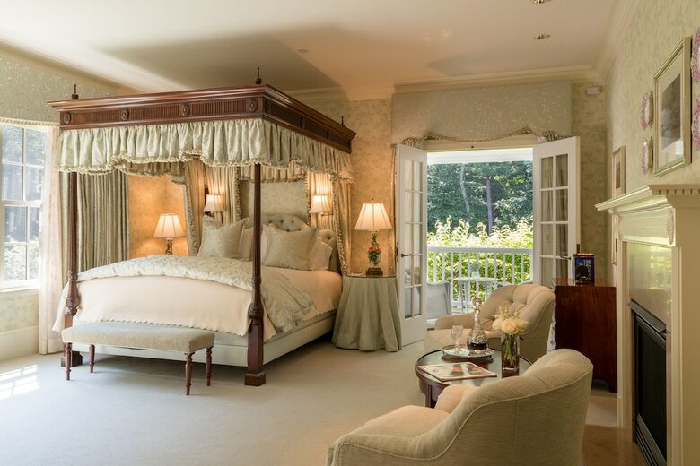 Posada Mayflower Inn & Spa