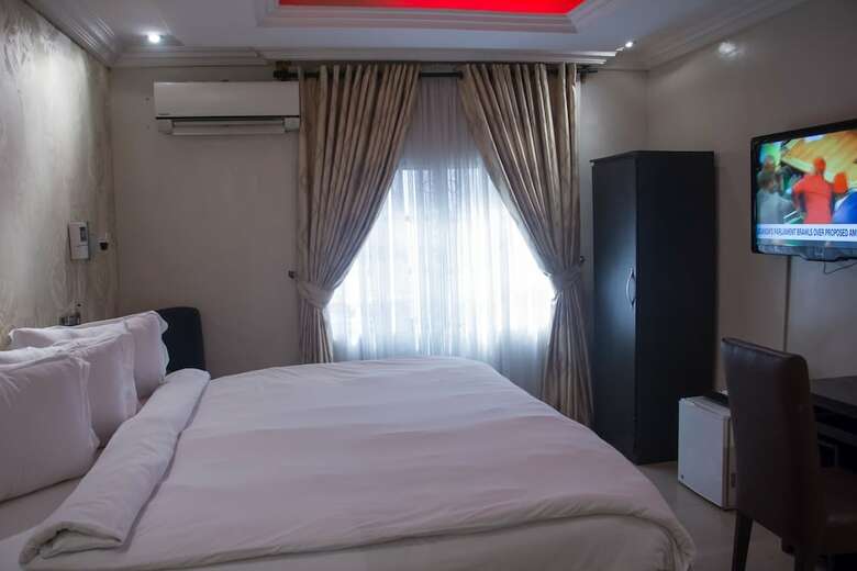 Dv8 Hotels