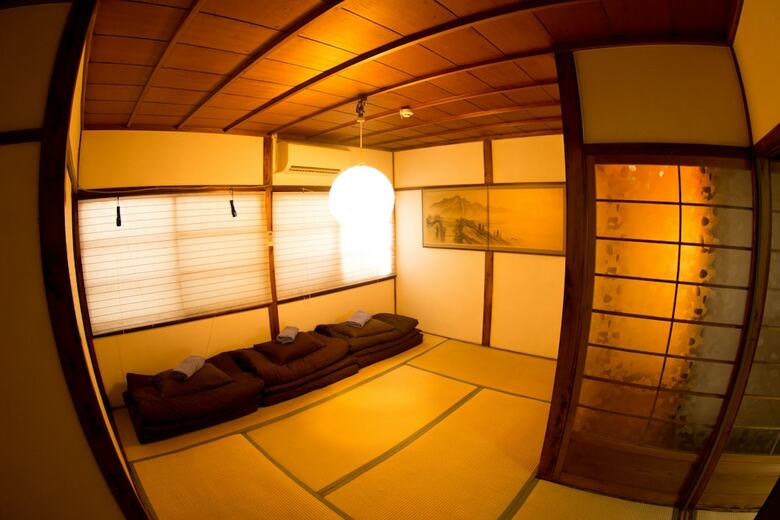 Moco Hostel