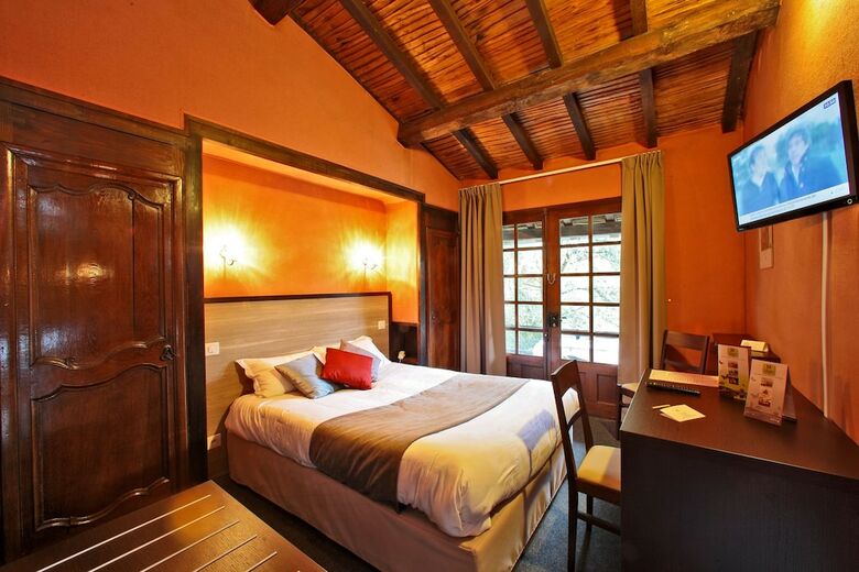 Hotel H�tel Restaurant La Chaumi�re