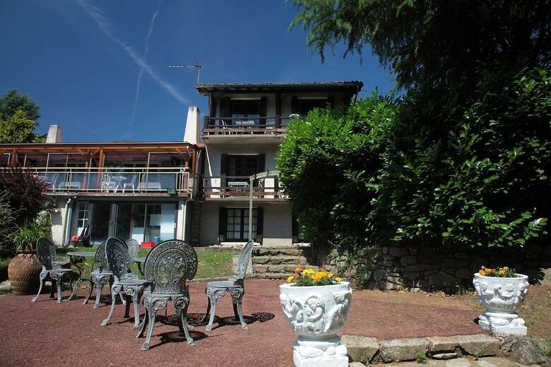 Hotel H�tel Restaurant La Chaumi�re