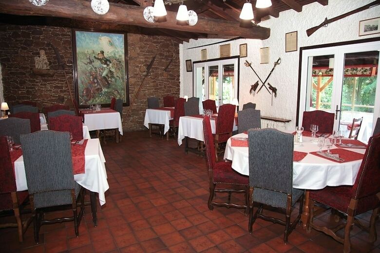 Hotel H�tel Restaurant La Chaumi�re