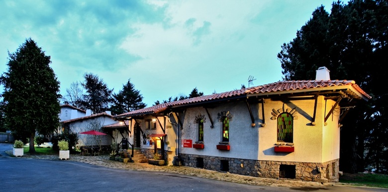 Hotel H�tel Restaurant La Chaumi�re