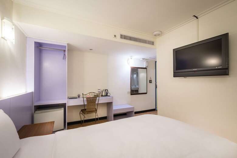Apple Hotel