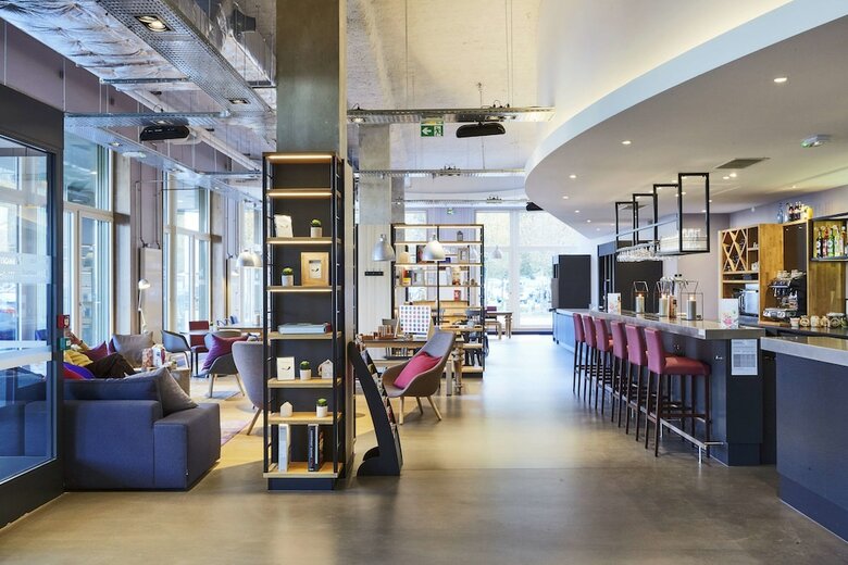 Hotel Campanile Paris - Saclay