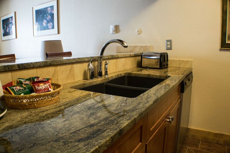 Axtel Condominiums By Cb Lodging