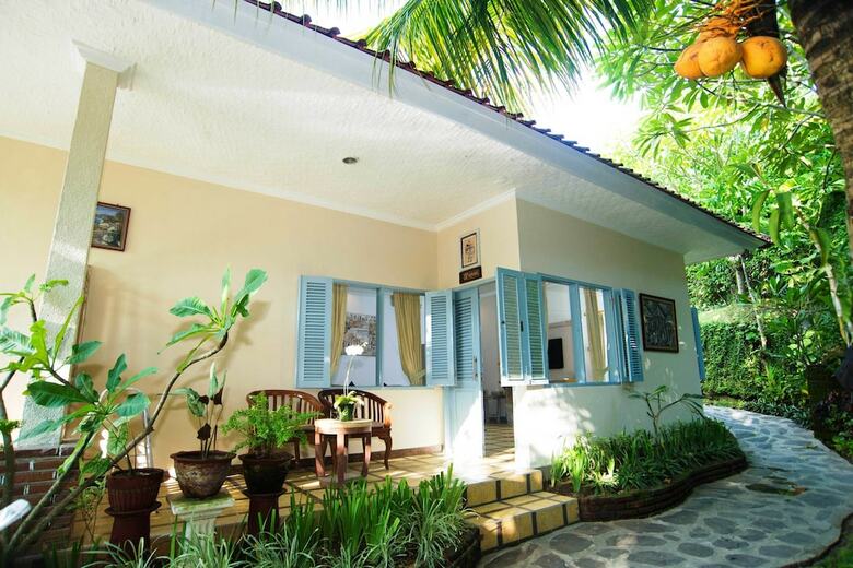Sendok Hotel