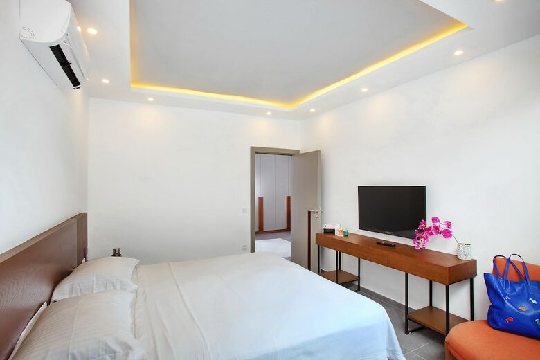 Ara Residences
