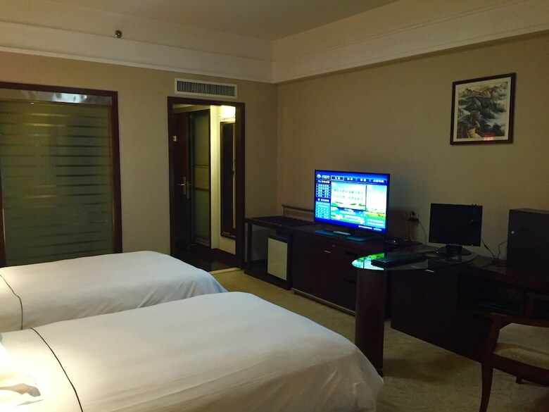 Bossman International Hotel