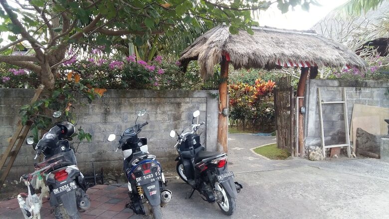 Bed & Breakfast Merta Sari Balangan Bungalows