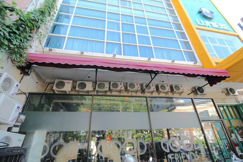 Hotel Airy Panakkukang Bougenville 26 Makassar