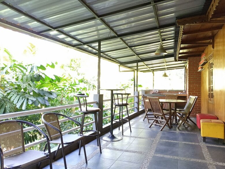 Hotel Bantal Guling Villa Bandung