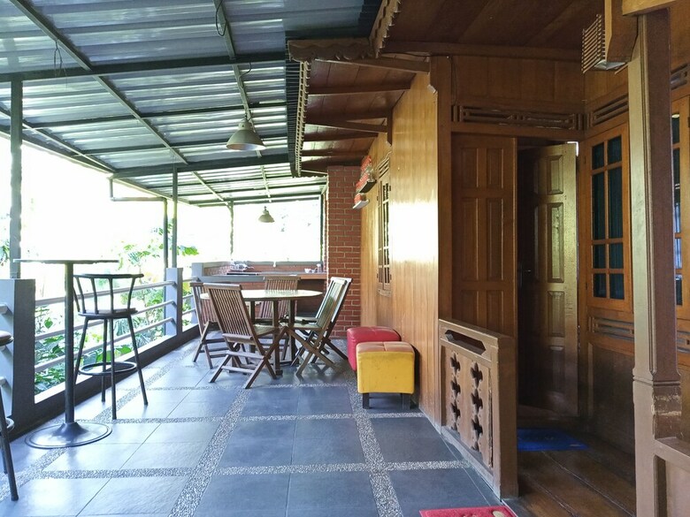 Hotel Bantal Guling Villa Bandung