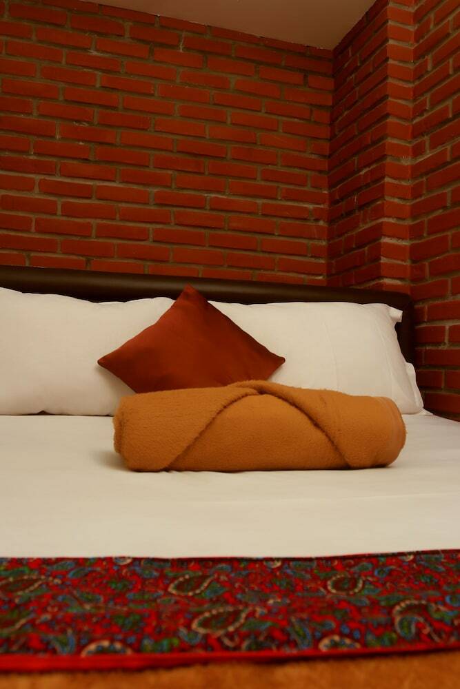 Hotel Bantal Guling Villa Bandung