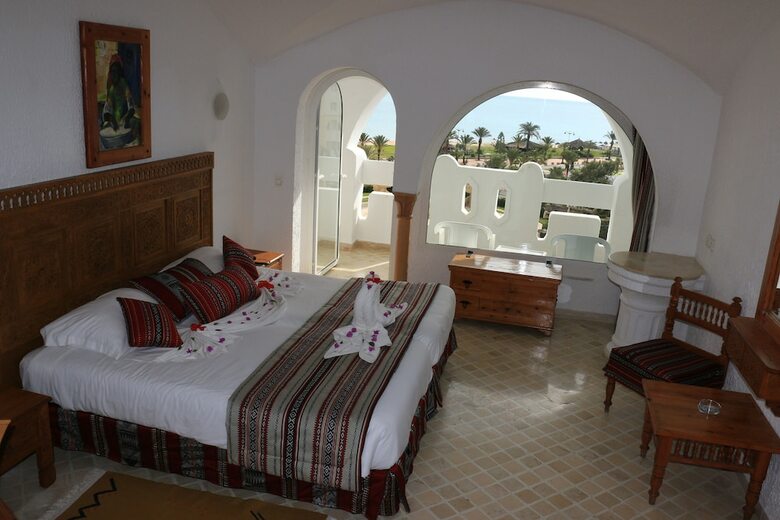 Apartamento Hotel Lella Baya Thalasso