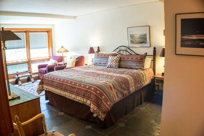 Columbine Condominiums By Cb Lodging