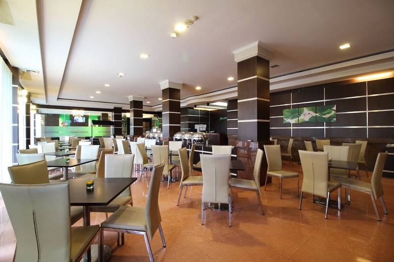 Hotel Airy Syariah Kendari Barat Edy Sabara 1a
