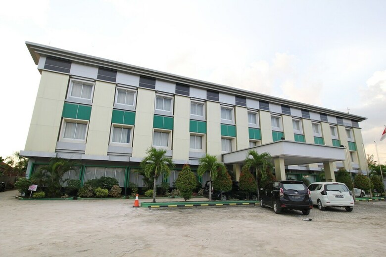 Hotel Airy Syariah Kendari Barat Edy Sabara 1a