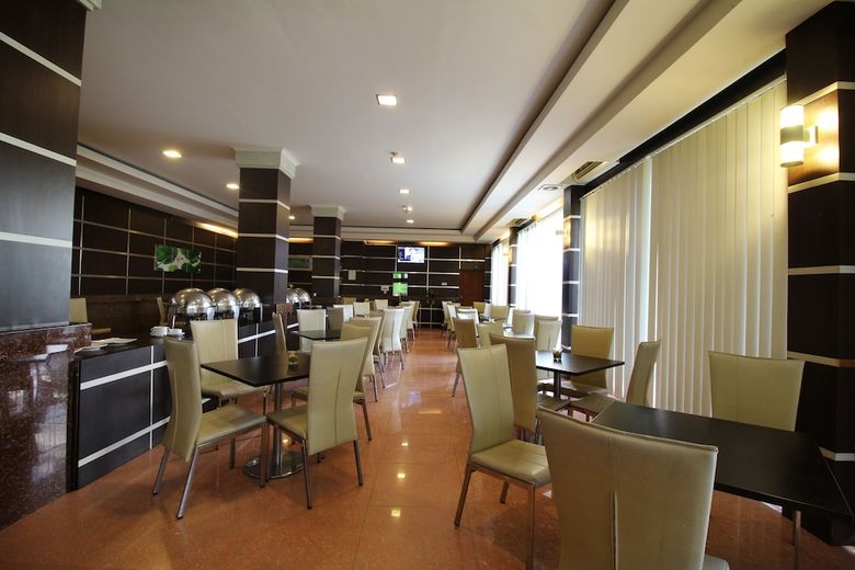 Hotel Airy Syariah Kendari Barat Edy Sabara 1a