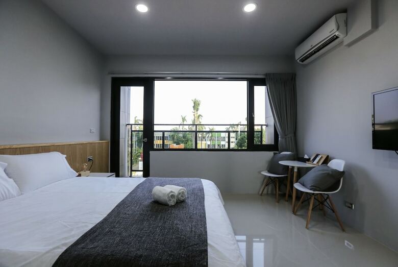 Hostal The Watt Hostel