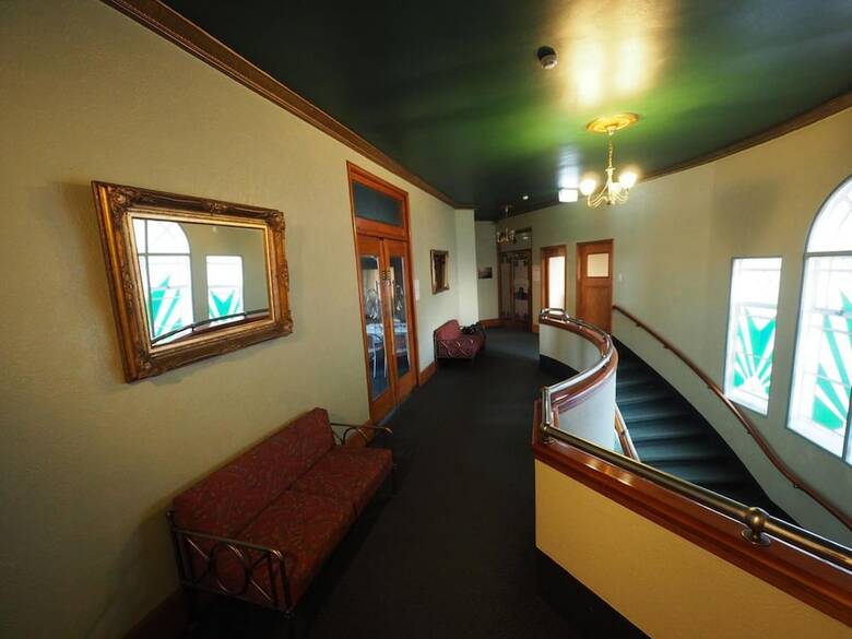 Whakatane Hotel
