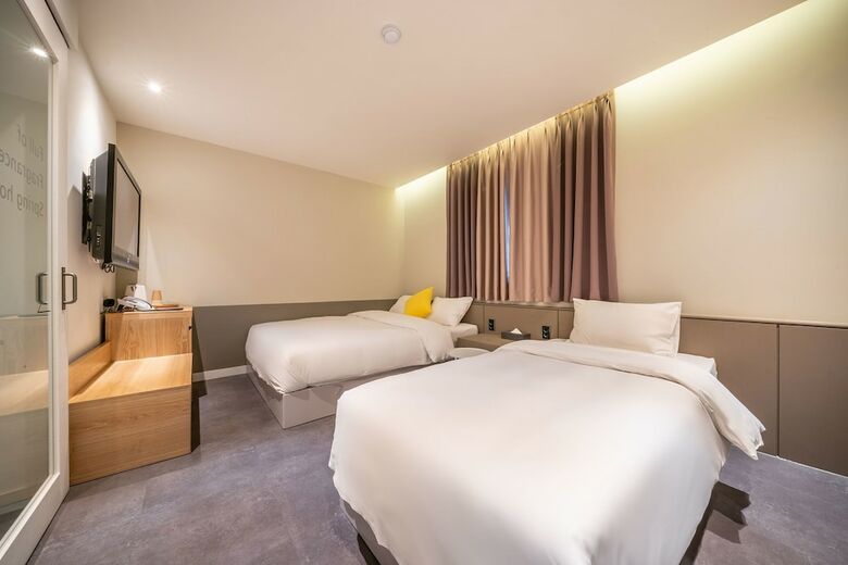 Hotel Chuncheon Bom Stay