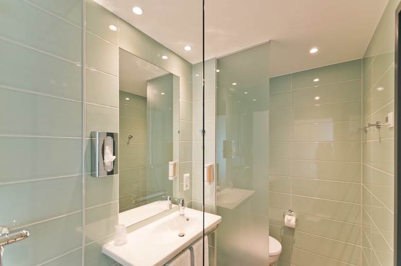 Hotel Super 8 By Wyndham Freiburg