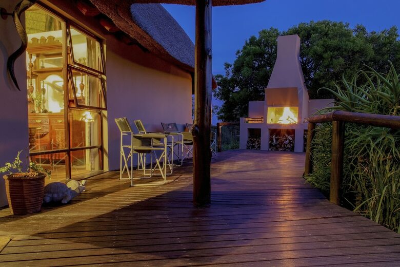 Posada Elephants Lodge - Bellevue Forest Reserve