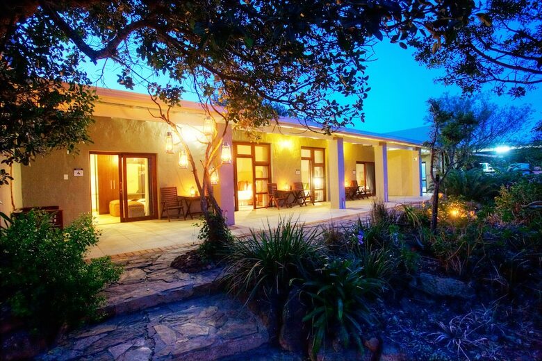 Posada Elephants Lodge - Bellevue Forest Reserve