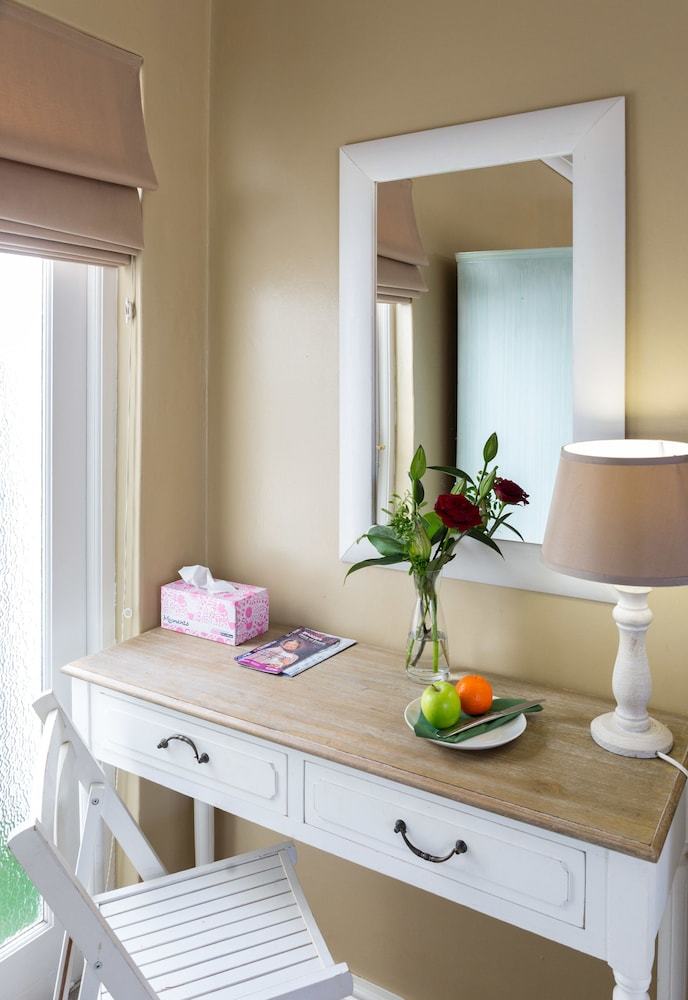 Hotel Brooklands House