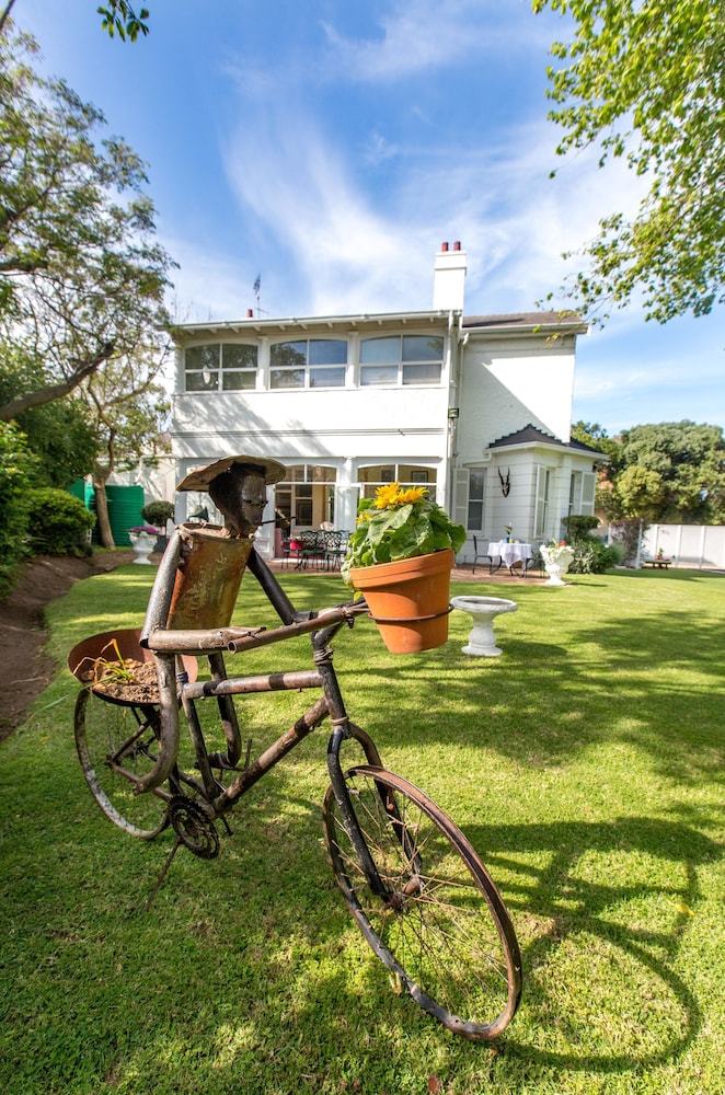 Hotel Brooklands House