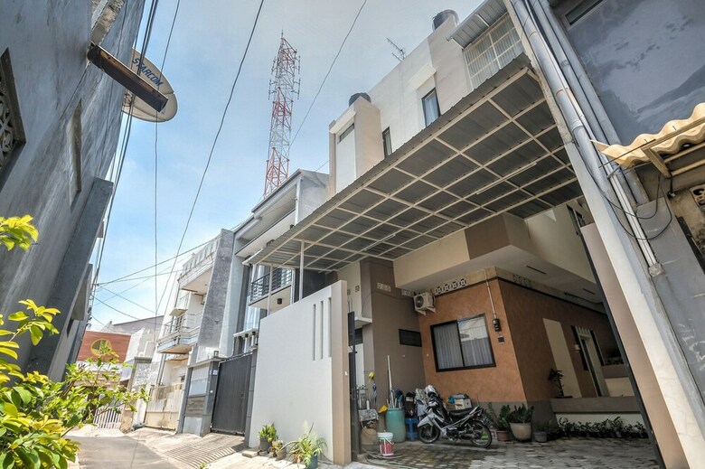 Hotel Airy Miroto Seteran Serut Semarang