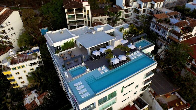 D Terrace Luxury Residences