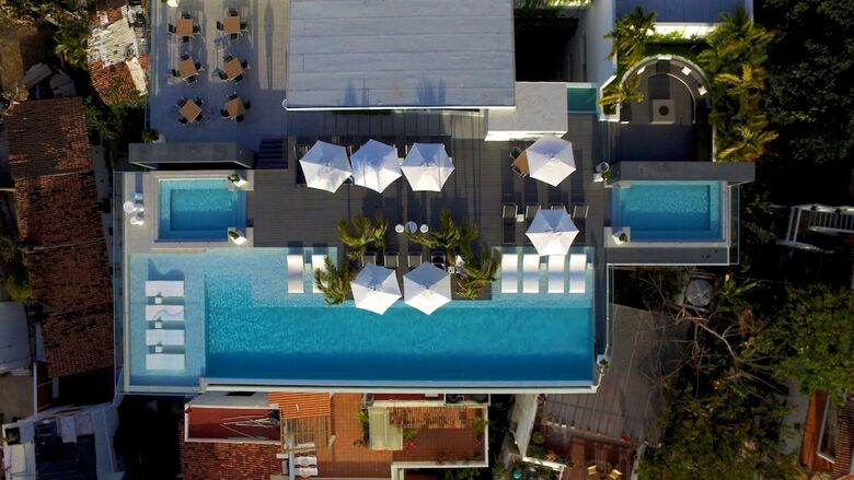 D Terrace Luxury Residences