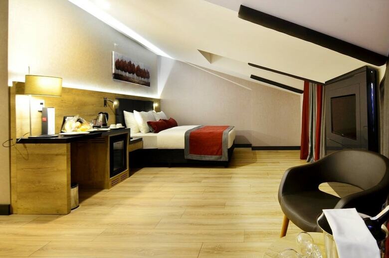Hotel Ramada Encore By Wyndham Gebze