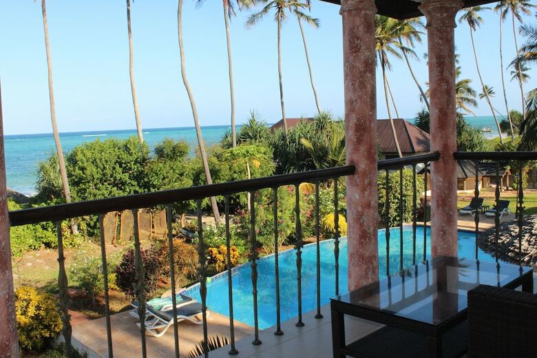 Hotel Zawadi Beach Villas