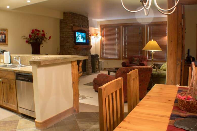 Black Bear Lodge By Cb Lodging