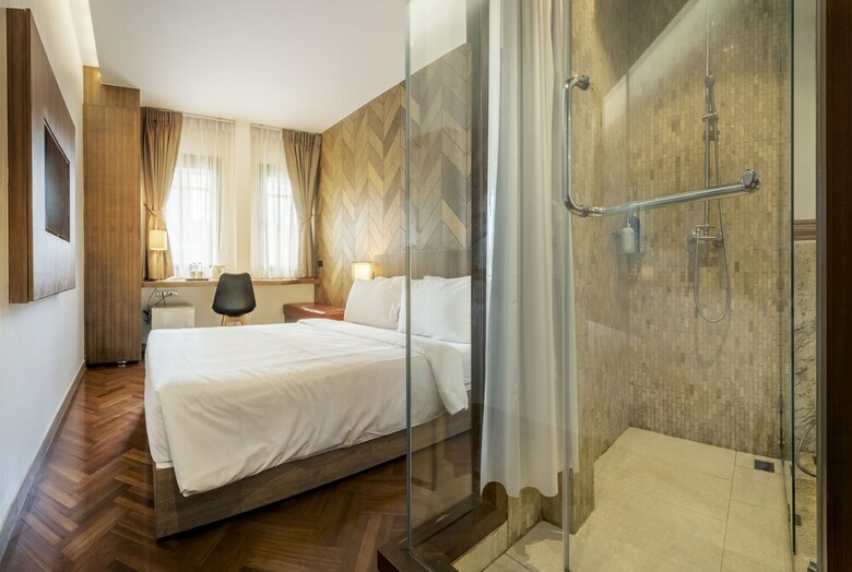 Hostal The Posh Phayathai