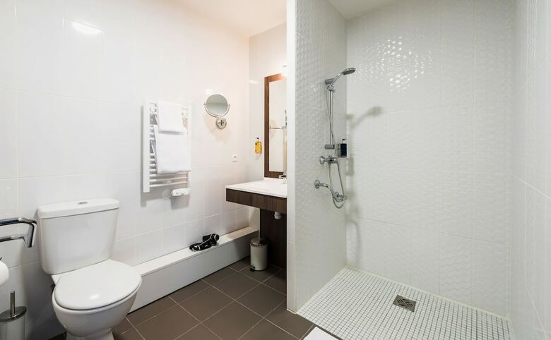 Residencia T�n�o Apparthotel Talence Espeleta