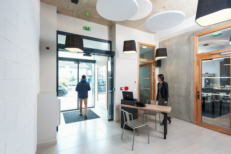 Residencia T�n�o Apparthotel Talence Espeleta