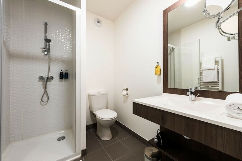 Residencia T�n�o Apparthotel Talence Espeleta