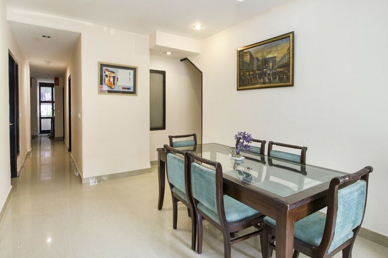 Fabhotel Exotica Greenpark
