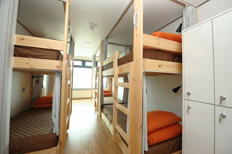 Hostal Flat B Hostel - Hostel