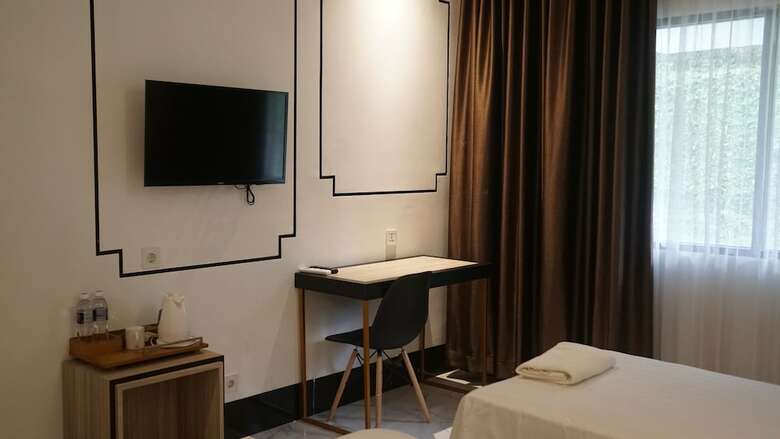 Topas Galeria Hotel