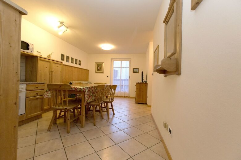 Apartamento Moena Appartamemti - Living 2000